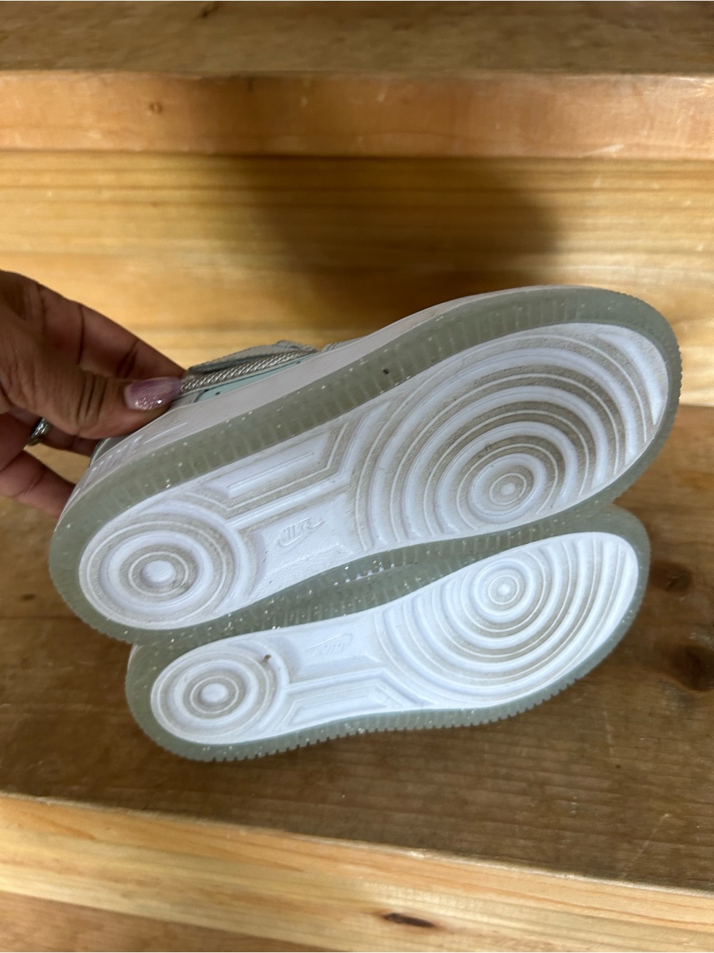 Nike Air Force 1 Low Girl Sneakers - Picture 7 of 7